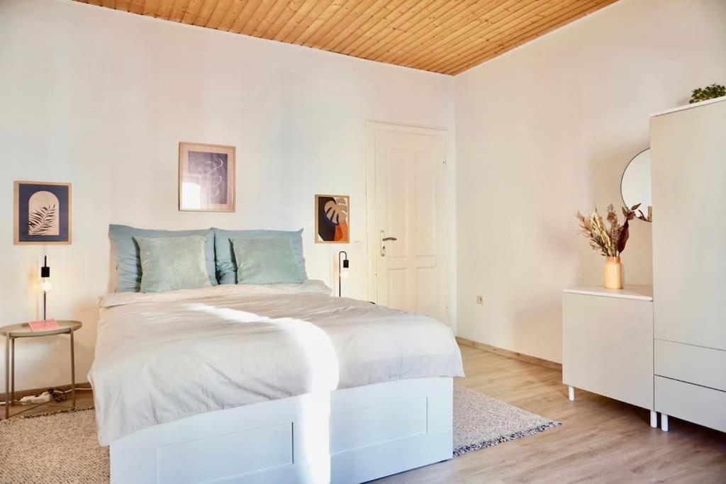 Neu I Moderne Zentrale Wohnung I Netflix I 4 Gaeste Андернах Екстер'єр фото